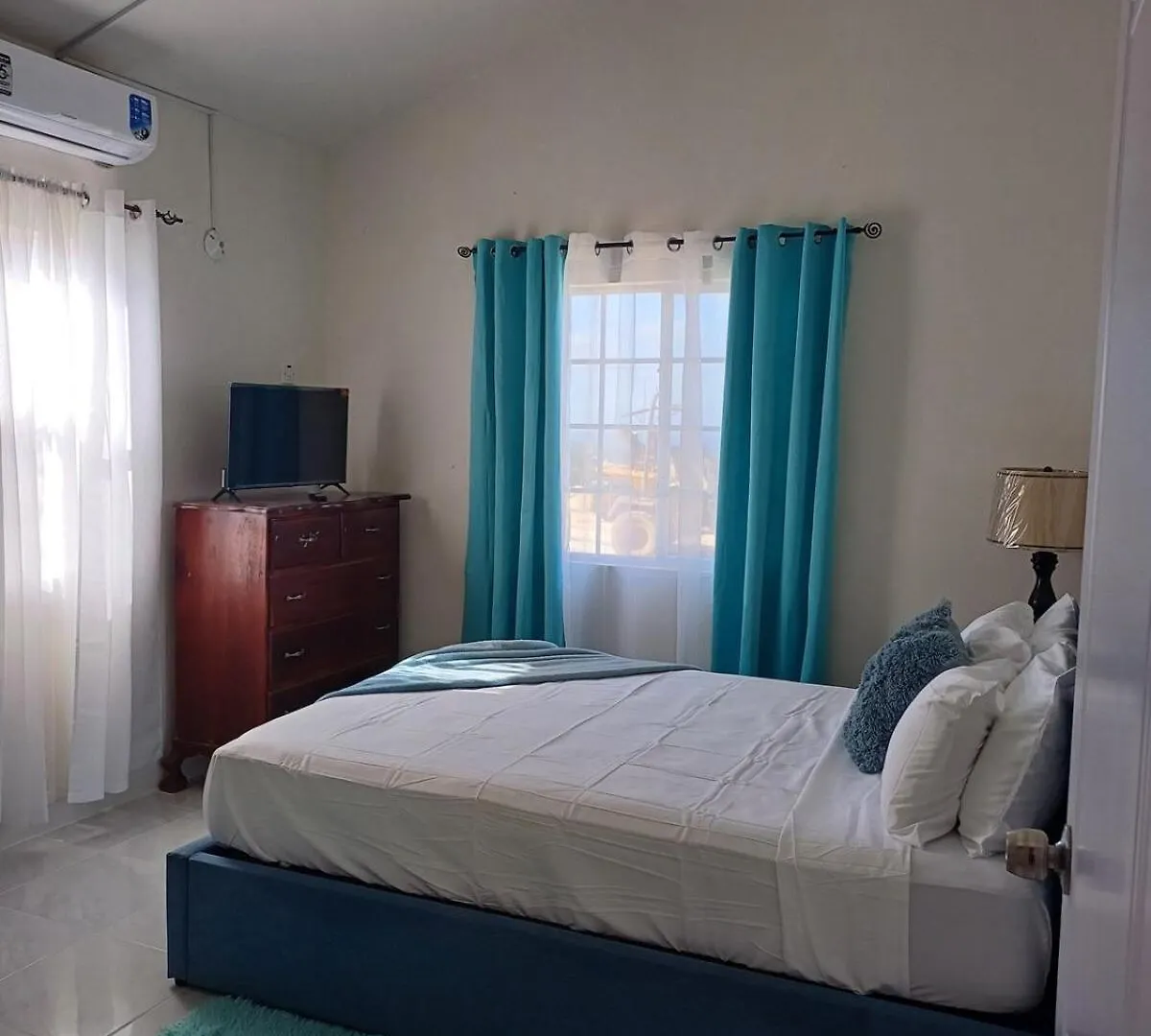 Beachview Villa Near Ocho Rios Montego Bay Jamaica Discovery Bay